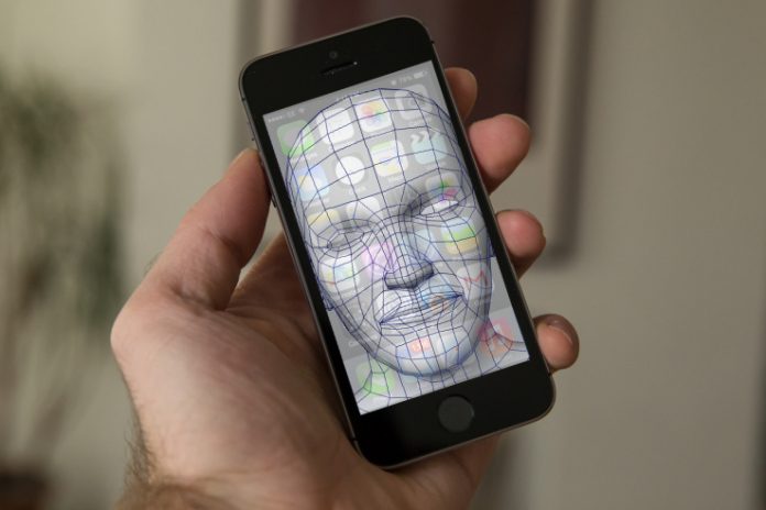 Reconocimiento facial para iPhone 8