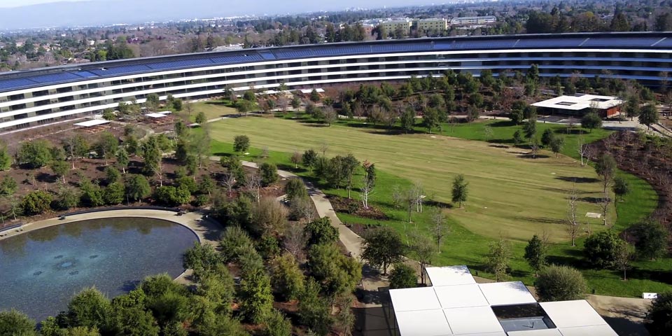 Apple Park a vista de drone
