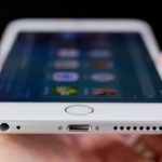 limpiar el puerto Lightning de un iPhone