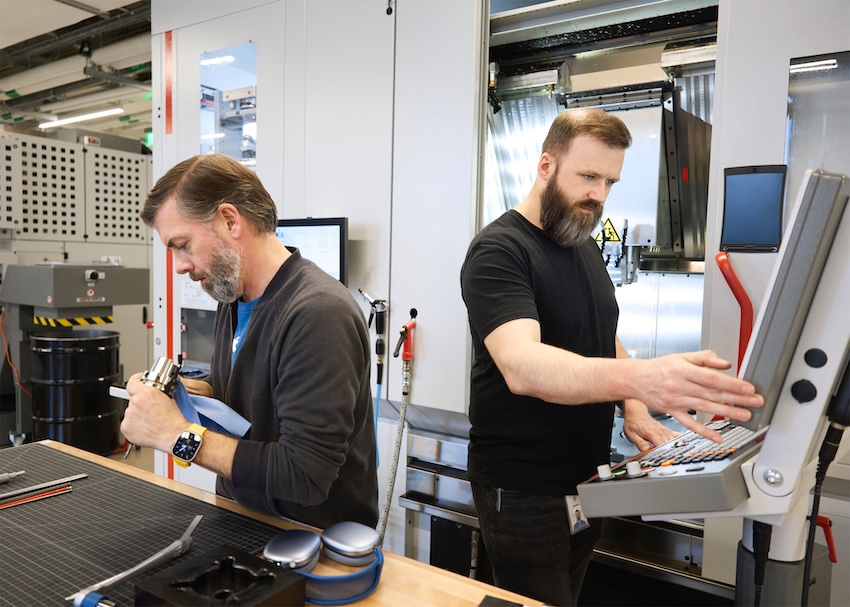 En los últimos cinco años, Apple casi ha duplicado su gasto avanzado de I + D con sede en EE. UU. Y continuará acelerando su crecimiento. En la foto: la nueva instalación de investigación y desarrollo de la compañía en Austin, Texas. 