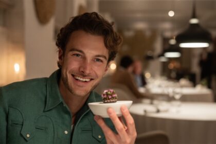 Knife Edge: Chasing Michelin Stars | Apple TV+