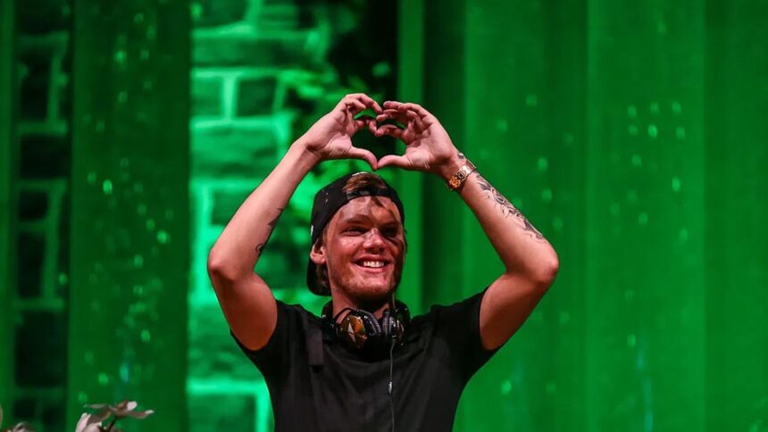 AVICII - Tomorrowland - Apple Music