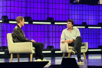 Ole Obermann y Armin van Buuren en el Web Summit 2025