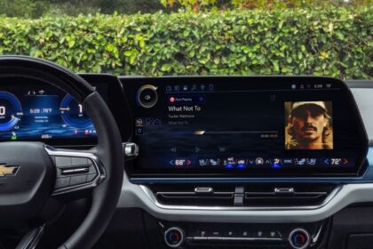 app nativa de Apple Music en General Motoros