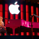Alicia Keys y Apple 50 aniversario