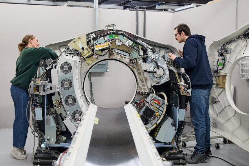 Block Imaging, participante de la Apple Manufacturing Academy
