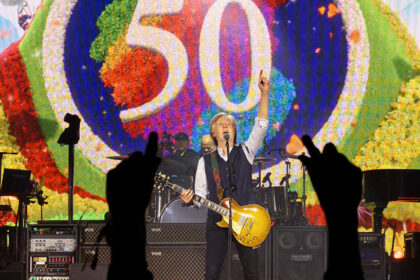 Paul McCartney en el 50 aniversario de Apple